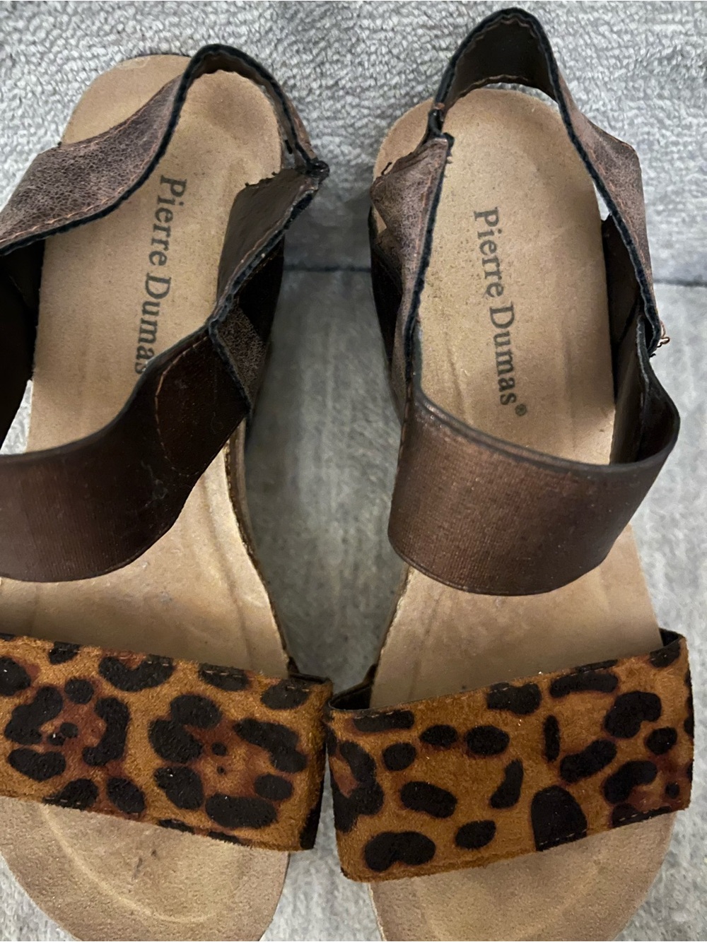 Pierre Dumas 7 Leopard Print Platform Wedge Sandals - Picture 4 of 8